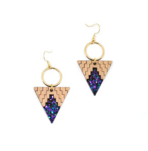 Bijoux fantaisie berbère, boucles d'oreilles berbère en bois et en résine bleu