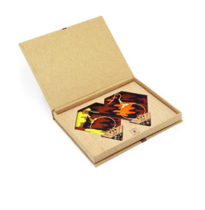 Bijoux fantaisie berbère, Coffret avec boucles d'oreilles berbères triangulaires