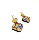 Boucles d'oreilles avec plusieurs couleurs