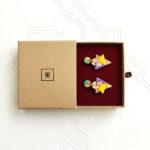 boucles d'oreilles dans un coffret