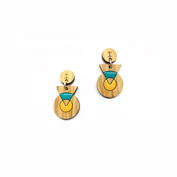 Boucles d'oreille en bois en forme de cercle et triangle jaune et bleu