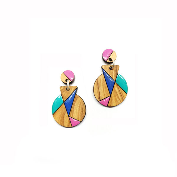 Boucles d'oreilles avec motifs triangulaires et en bois bleu et rose